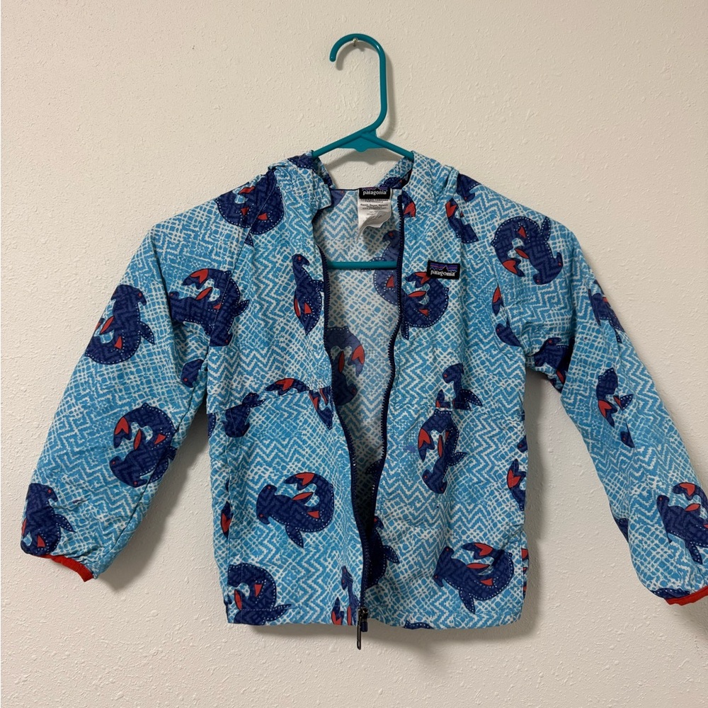 5T Patagonia Windbreaker